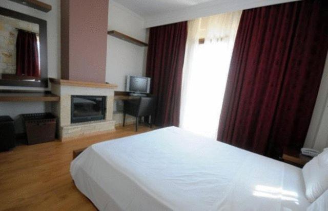 Hotel Nostos 2*