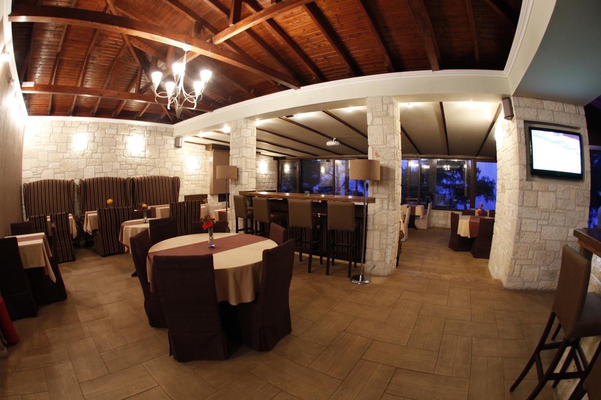 Hotel Nostos